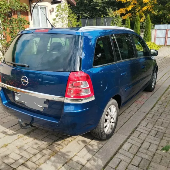 Продажа Opel Zafira (B) Рестайлинг, 2011 г., Минск Минск