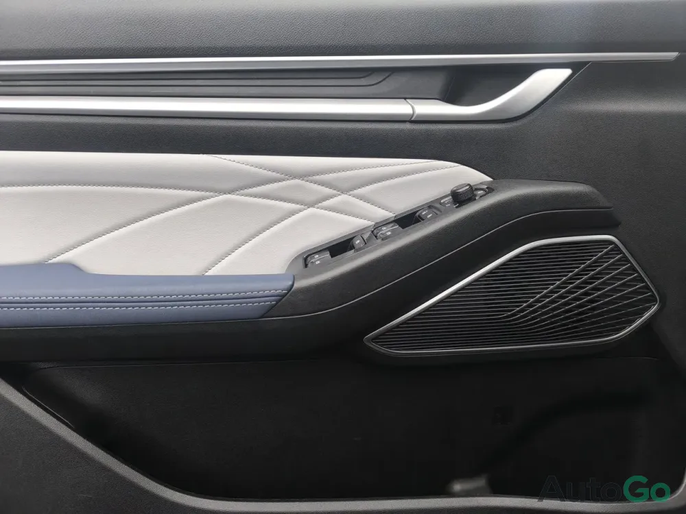 Продажа Geely Emgrand (II), 2023 г., Минск Минск - изображение 7