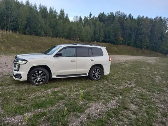 Продажа Toyota Land Cruiser J200 Рестайлинг, 2012 г., Минск Минск