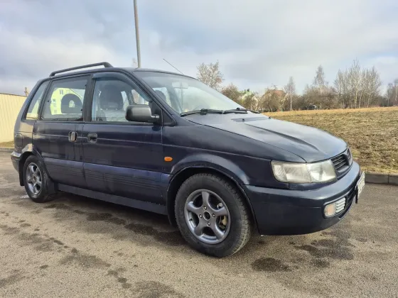 Продажа Mitsubishi Space Runner I Рестайлинг, 1995 г., Жодино Жодино