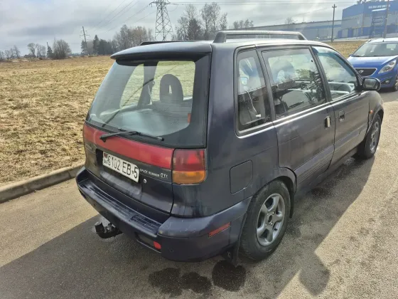 Продажа Mitsubishi Space Runner I Рестайлинг, 1995 г., Жодино Жодино