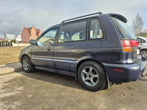 Продажа Mitsubishi Space Runner I Рестайлинг, 1995 г., Жодино Жодино