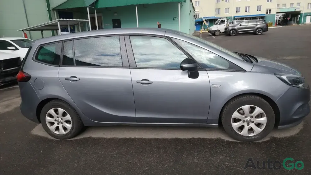  Zafira C Рестайлинг