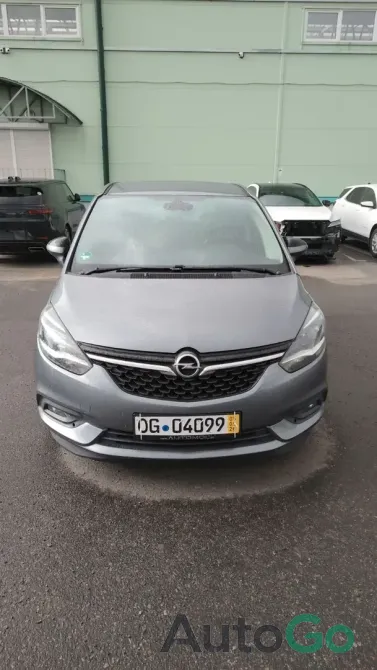Продажа Opel Zafira C Рестайлинг, 2017г., Гомель Гомель - изображение 1
