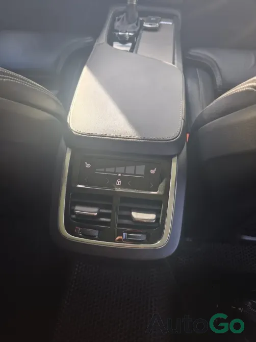 Продажа Volvo XC90 (II) Рестайлинг, 2022 г., Минск Минск - изображение 8