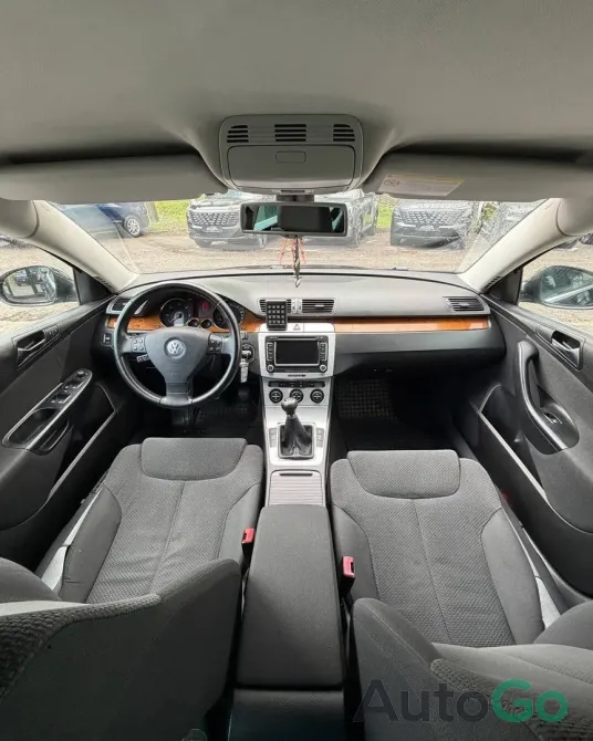  Passat (B6)