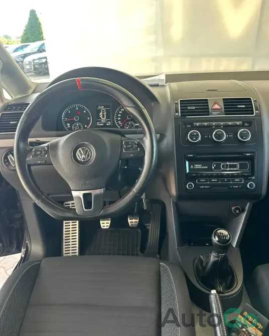 Продажа Volkswagen Touran I Рестайлинг 2, 2014г., Лида Лида - изображение 12