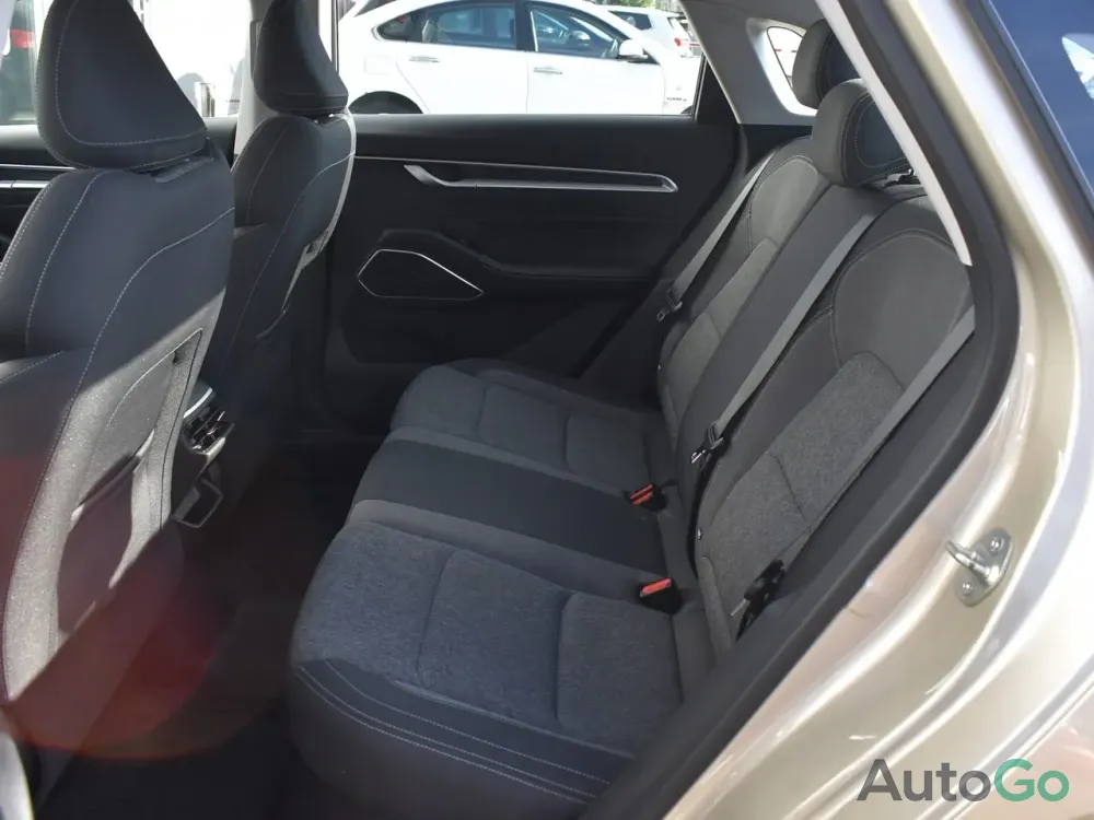 Продажа Geely Emgrand 7 II, 2023г., Минск Минск - изображение 12