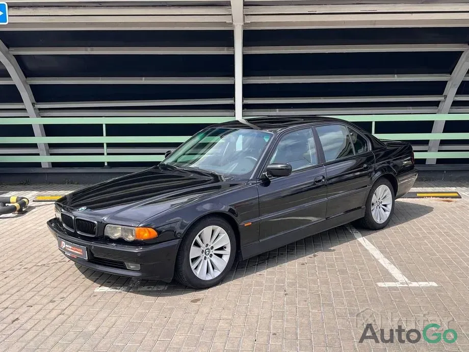  7 серия III (E38) Рестайлинг