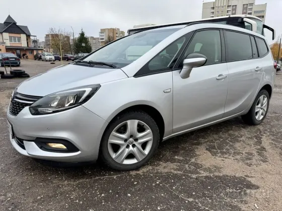 Продажа Opel Zafira C Рестайлинг, 2018 г., Гродно Гродно