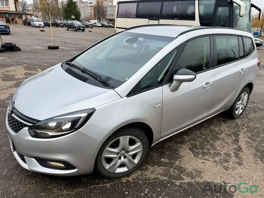  Zafira C Рестайлинг