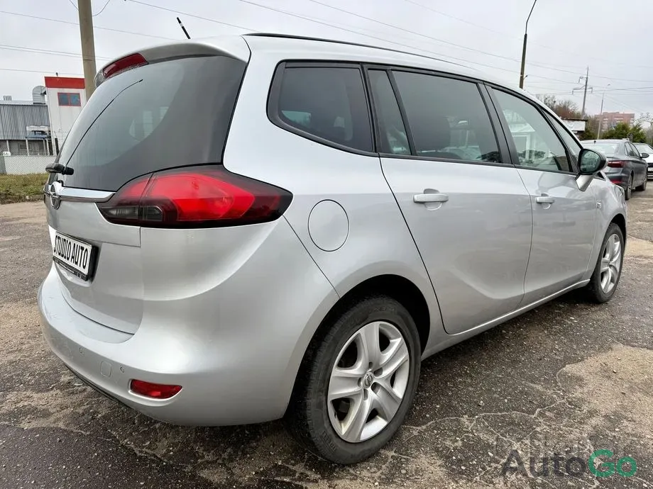  Zafira C Рестайлинг