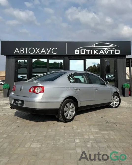  Passat (B6)