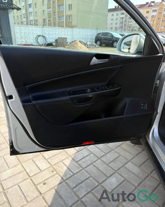  Passat (B6)