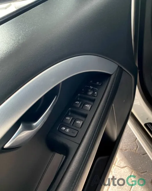 Продажа Volvo V70 (III), 2011 г., Лида Лида - изображение 9