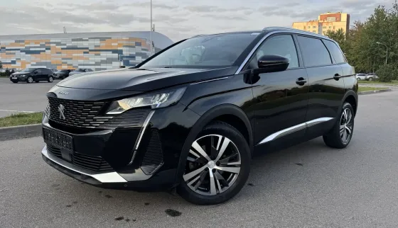 Продажа Peugeot 5008 (II) Рестайлинг, 2022 г., Минск Минск