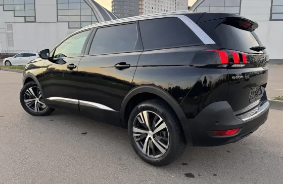 Продажа Peugeot 5008 (II) Рестайлинг, 2022 г., Минск Минск