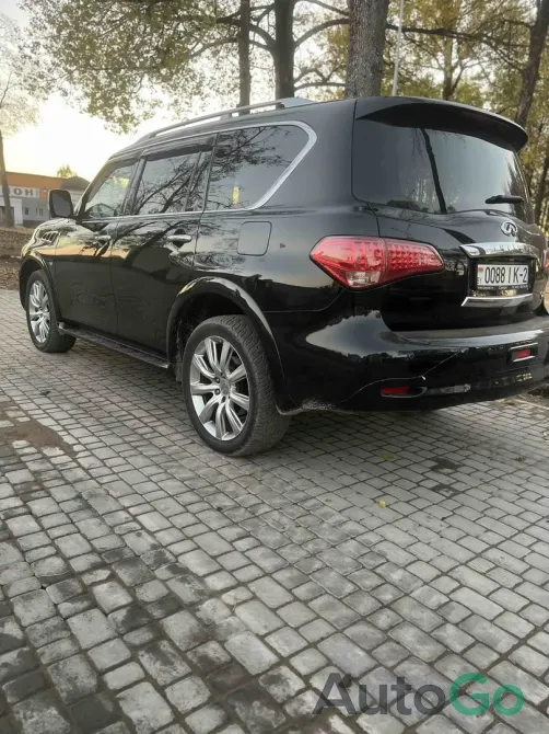  QX80