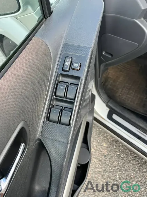  Corolla Verso I Рестайлинг 2