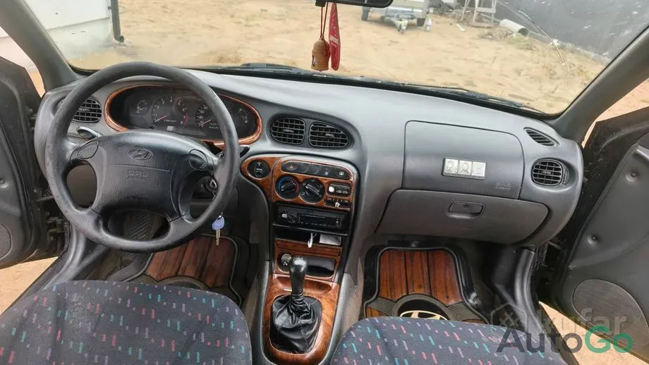 Продажа Hyundai Lantra II, 1997 г., Кобрин Кобрин - изображение 5