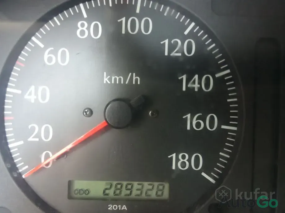 Продажа Nissan Patrol V (Y61), 1999 г., Лида Лида - изображение 7