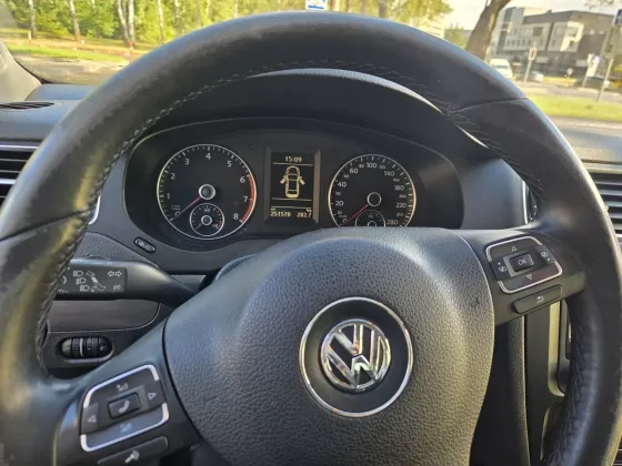 Продажа Volkswagen Jetta (VI), 2012 г., Минск Минск