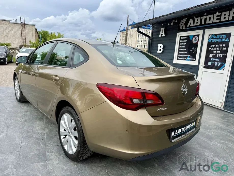 Продажа Opel Astra J Рестайлинг, 2012 г., Гродно Гродно - изображение 8