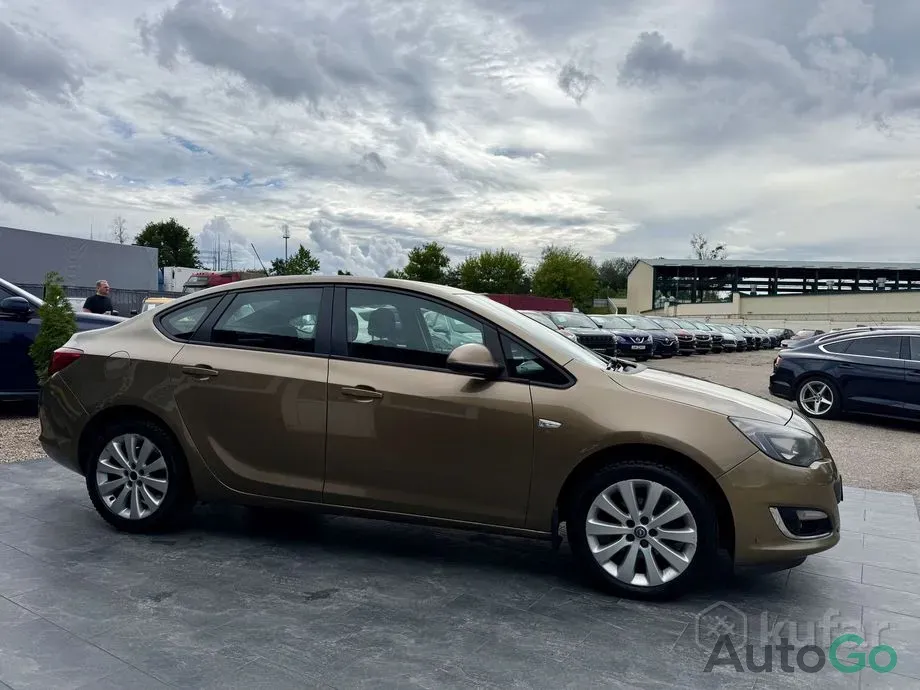 Продажа Opel Astra J Рестайлинг, 2012 г., Гродно Гродно - изображение 5