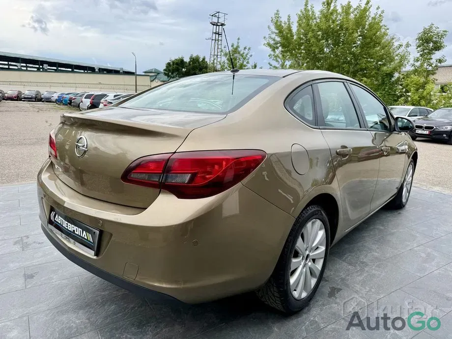 Продажа Opel Astra J Рестайлинг, 2012 г., Гродно Гродно - изображение 6