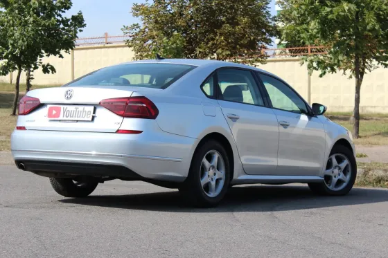 Продажа Volkswagen Passat (I) Рестайлинг, 2017 г., Минск Минск