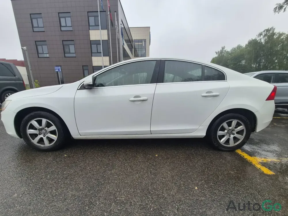 Продажа Volvo S60 II Рестайлинг, 2014г., Фаниполь Минск - изображение 1