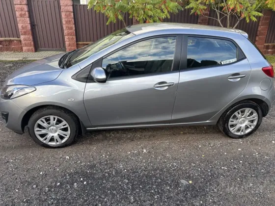 Продажа Mazda 2 II Рестайлинг (DE2), 2011 г., Минск Минск