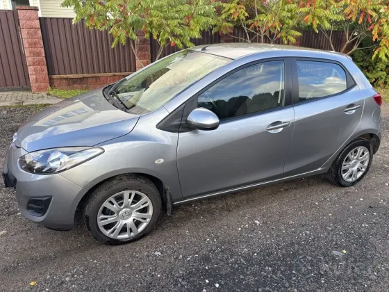 Продажа Mazda 2 II Рестайлинг (DE2), 2011 г., Минск Минск