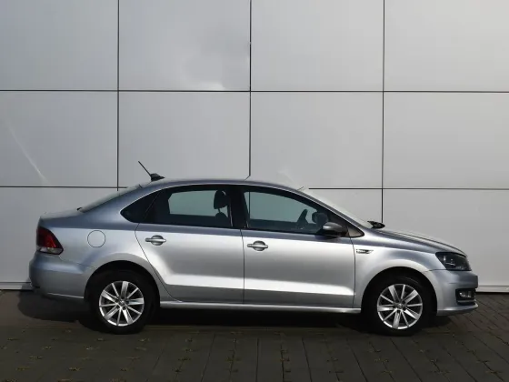 Продажа Volkswagen Polo (V) Рестайлинг, 2017 г., Минск Минск
