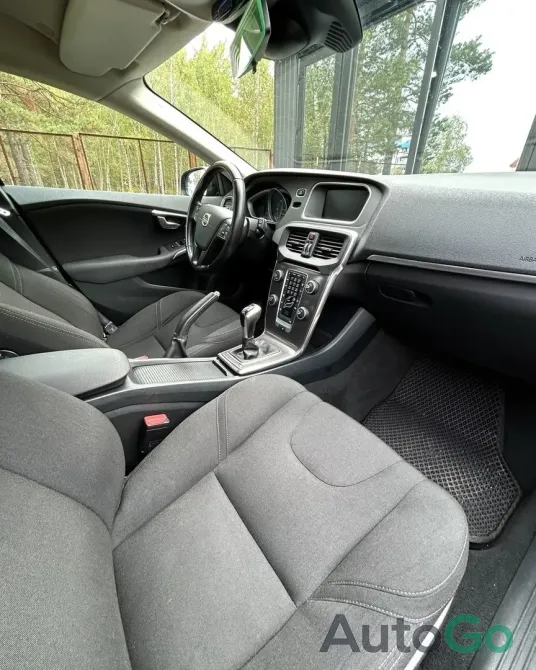 Продажа Volvo V40 (II), 2015 г., Светлогорск Светлогорск - изображение 9