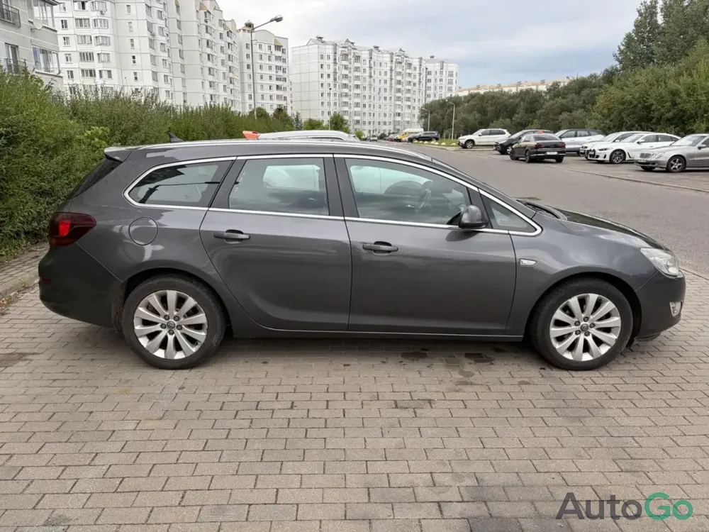 Продажа Opel Astra J, 2011г., Минск Минск - изображение 3