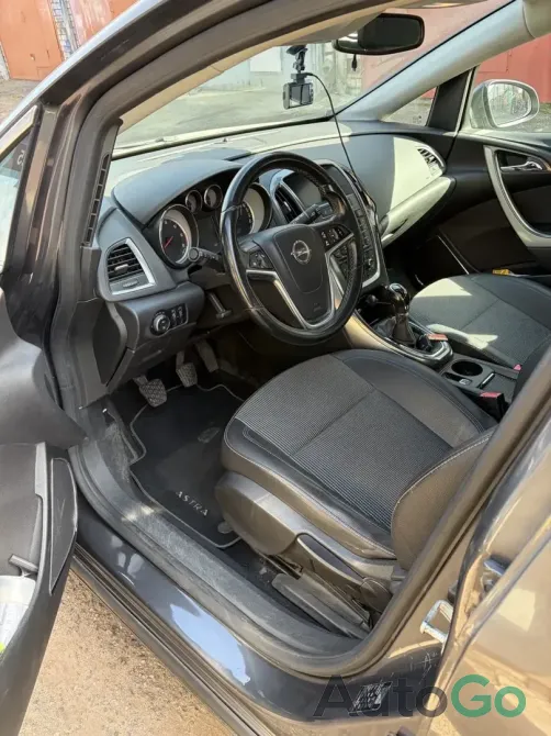 Продажа Opel Astra J, 2011г., Минск Минск - изображение 12