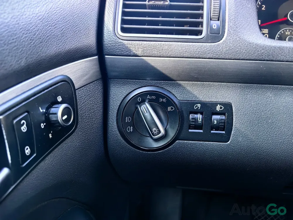 Продажа Volkswagen Touran (II), 2011 г., Гродно Гродно - изображение 12