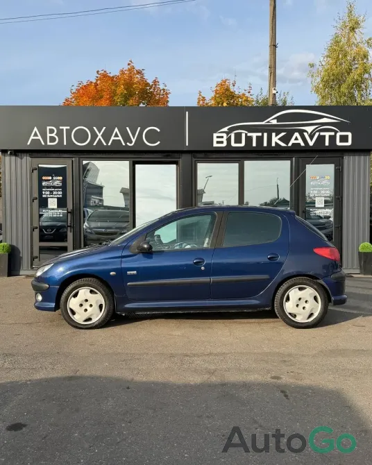Продажа Peugeot 206 (I) Рестайлинг, 2004 г., Солигорск Солигорск - изображение 4
