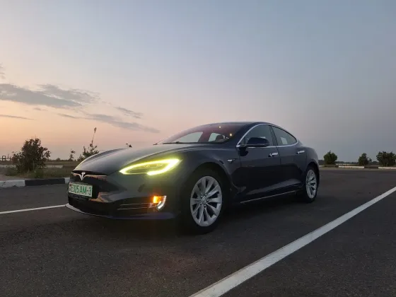 Продажа Tesla Model S (I) Рестайлинг, 2018 г., Минск Минск