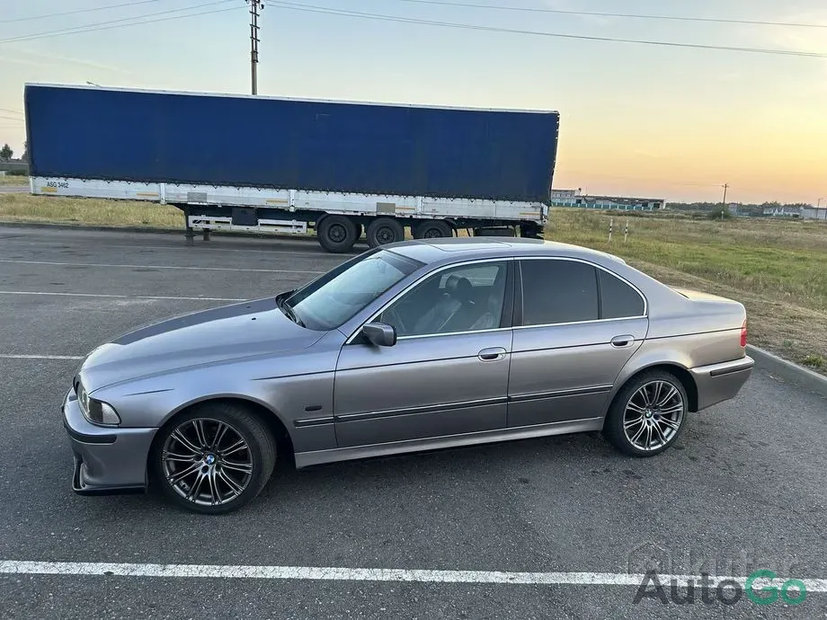  5 серия IV (E39)