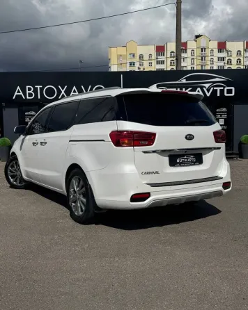 Продажа Kia Carnival (YP), 2018 г., Минск Минск