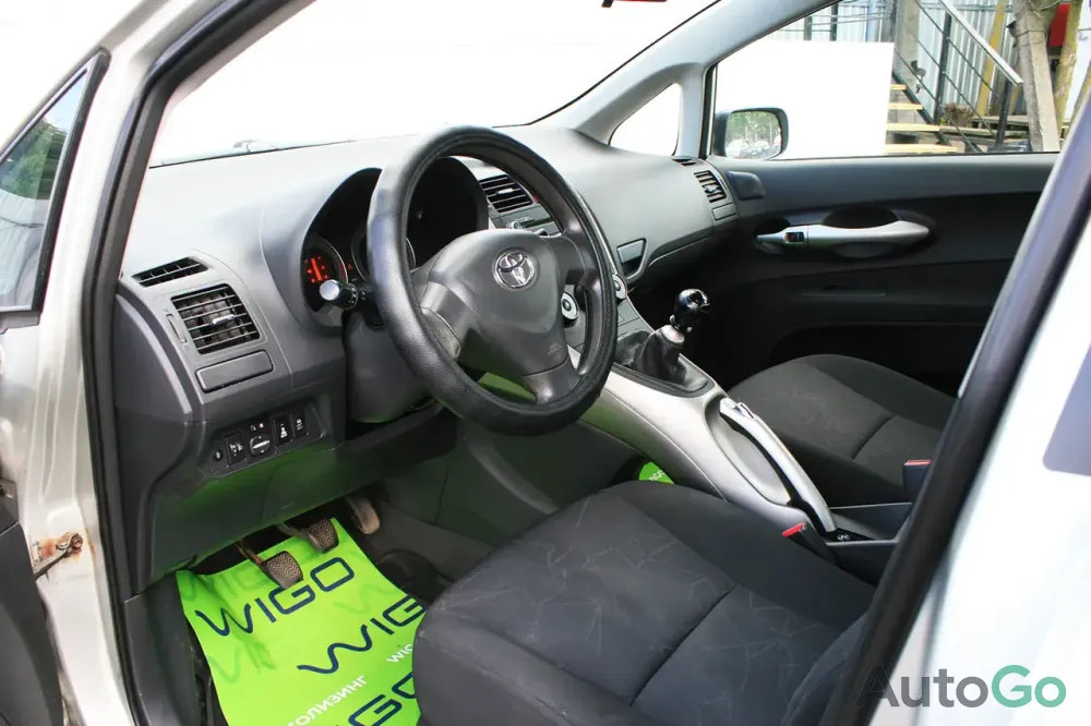 Продажа Toyota Auris I, 2009г., Минск Минск - изображение 8