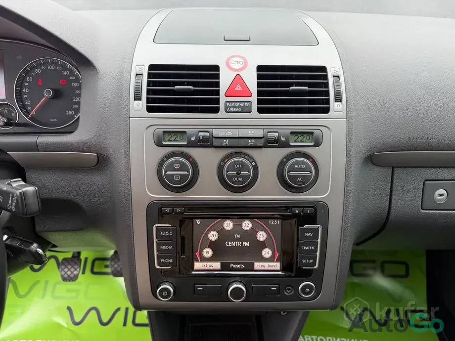 Продажа Volkswagen Touran II, 2010 г., Гомель Гомель - изображение 10