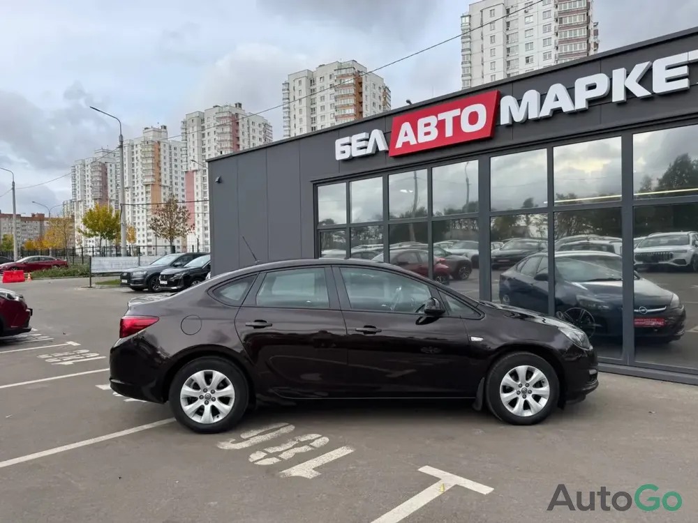 Продажа Opel Astra J Рестайлинг, 2013г., Минск Минск - изображение 4