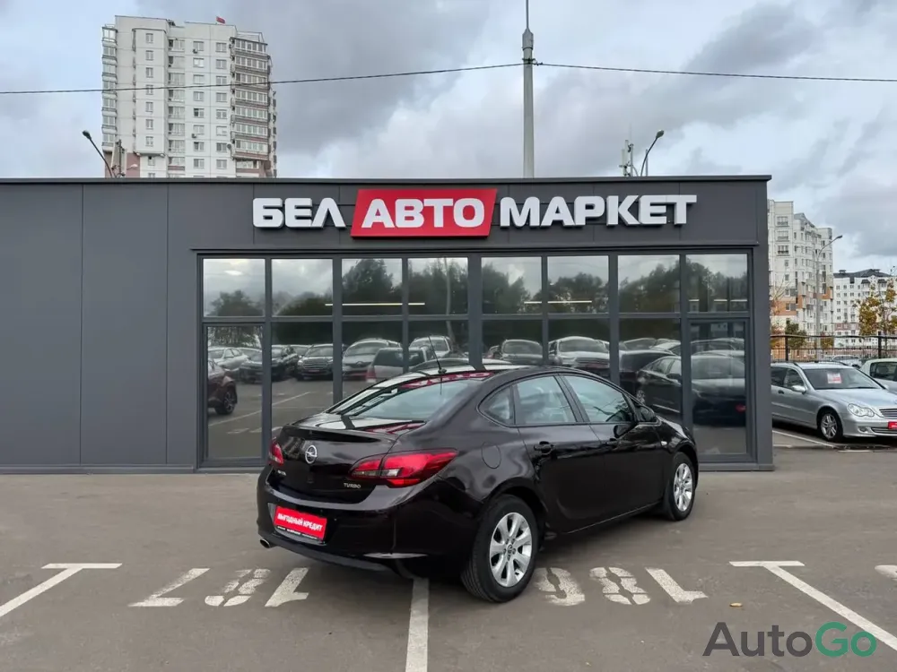 Продажа Opel Astra J Рестайлинг, 2013г., Минск Минск - изображение 5