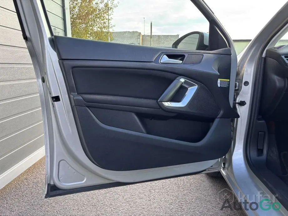 Продажа Peugeot 308 II Рестайлинг, 2017 г., Кобрин Кобрин - изображение 9