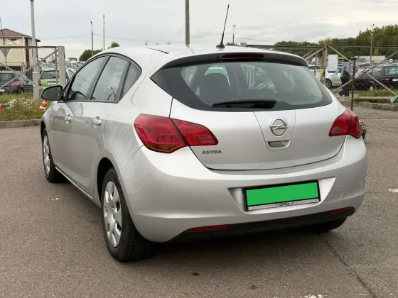 Продажа Opel Astra J, 2010г., Минск Минск