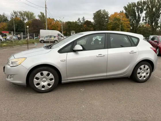 Продажа Opel Astra J, 2010г., Минск Минск