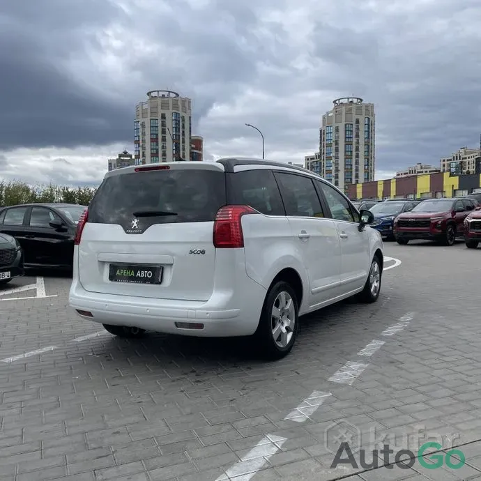 Продажа Peugeot 5008 I Рестайлинг, 2014 г., Гродно Гродно - изображение 4